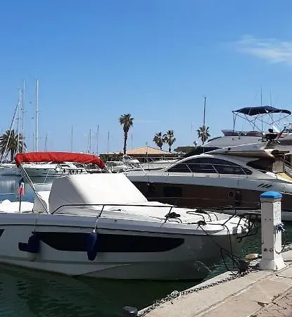 Les Iles D'or Au Port De Grand Climatise * Hyeres