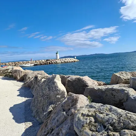 Les Iles D'or Au Port De Grand Climatise Lejlighed *