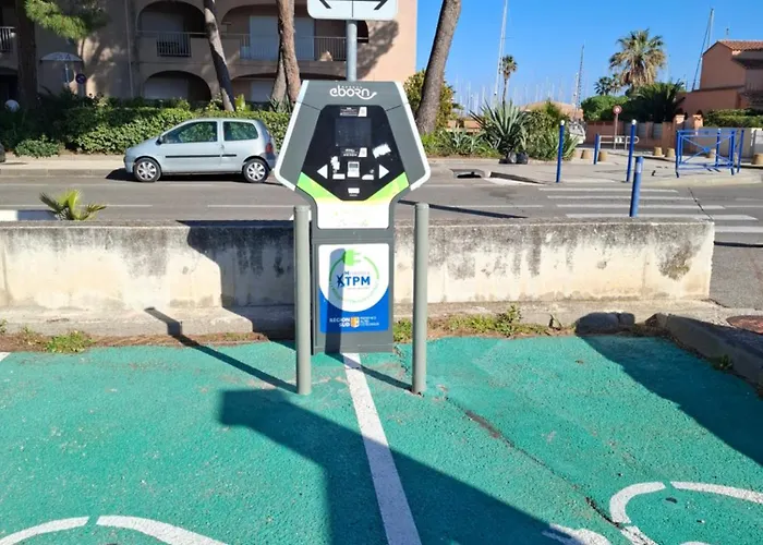 Les Iles D'or Au Port De Grand Climatise *